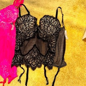Victoria’s Secret lingerie bundle